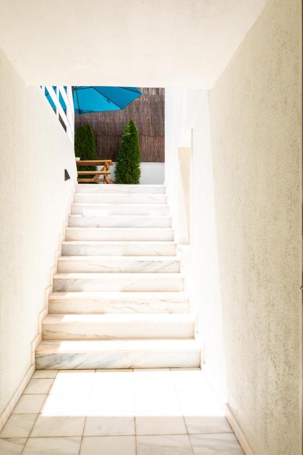 Ambassador Private Pool Suites Lisbon Exterior photo